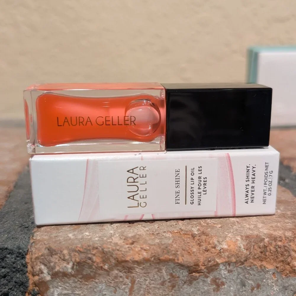 Laura Geller Fine Shine Glossy Lip Oil – Sweet Pink NWT